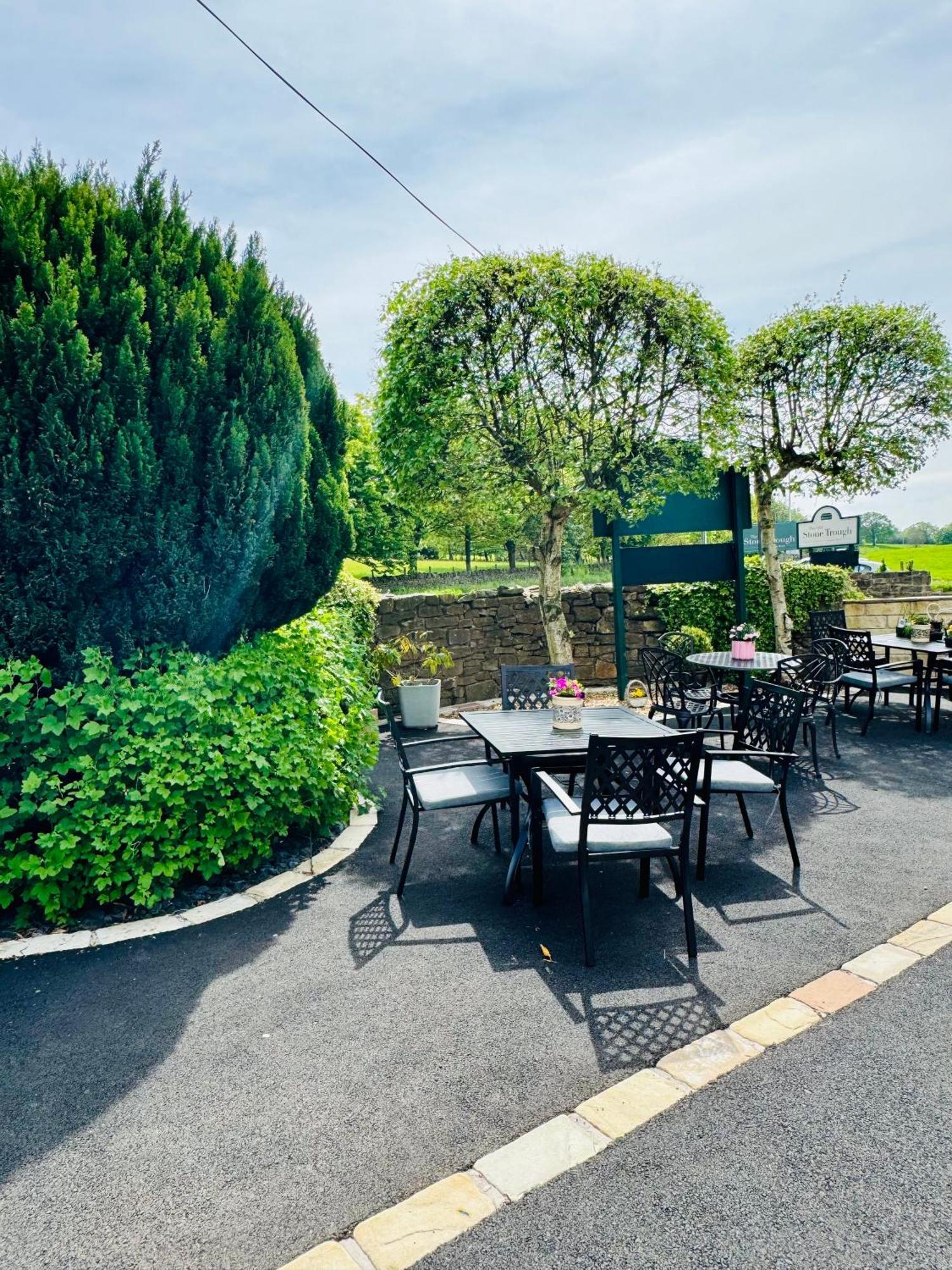 The Old Stone Trough Country Hotel Kelbrook Exterior photo