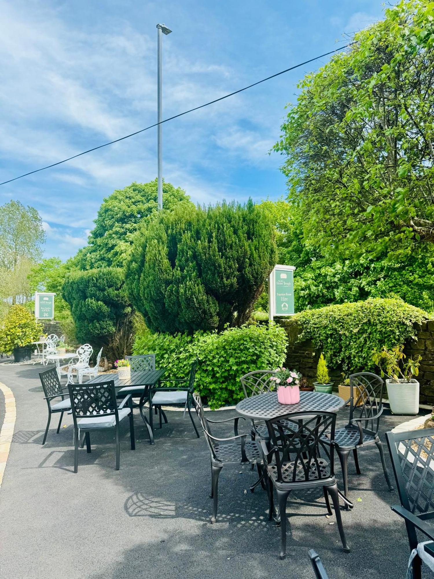 The Old Stone Trough Country Hotel Kelbrook Exterior photo